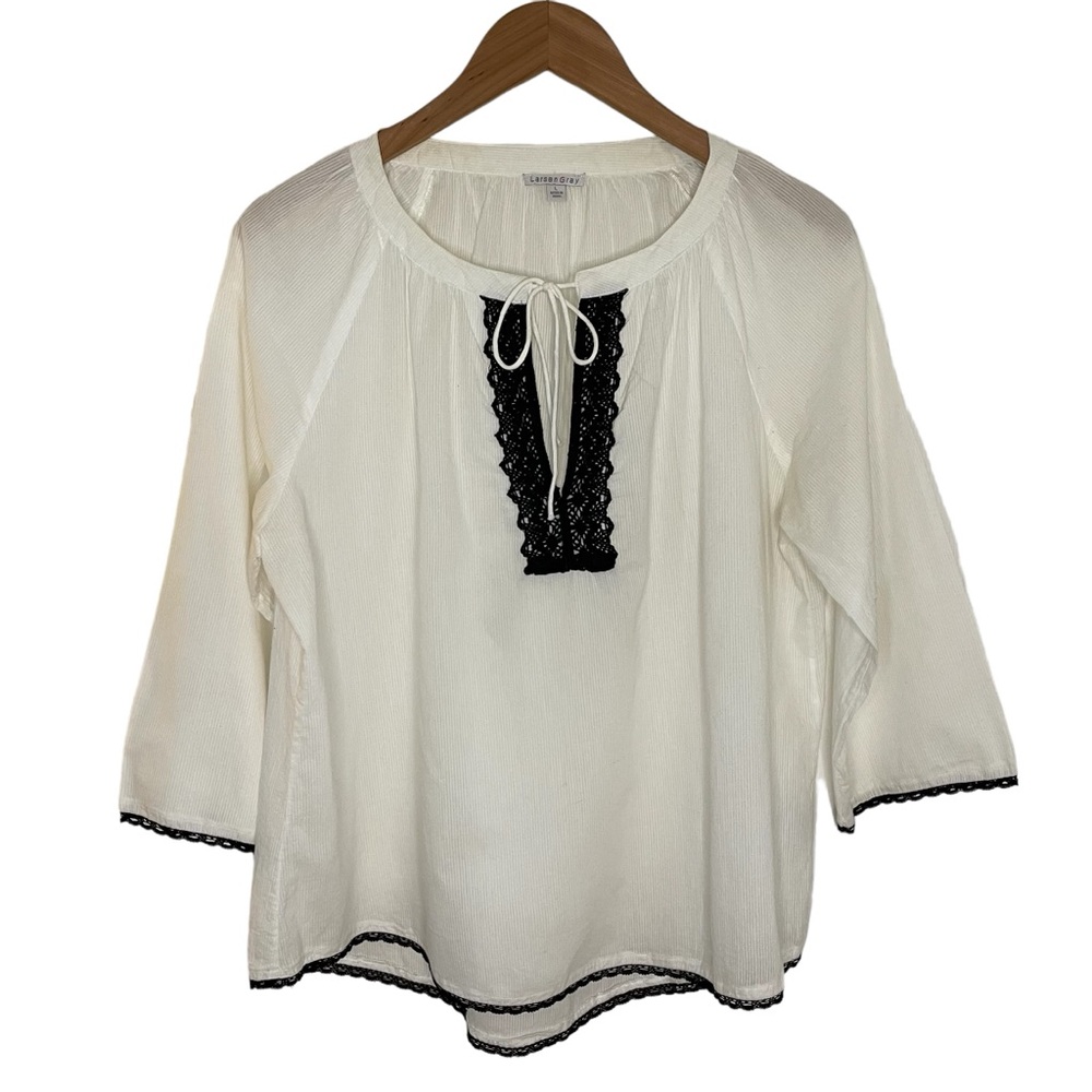 Larsen Gray Embroidered White Cotton Blouse Size Large EUC